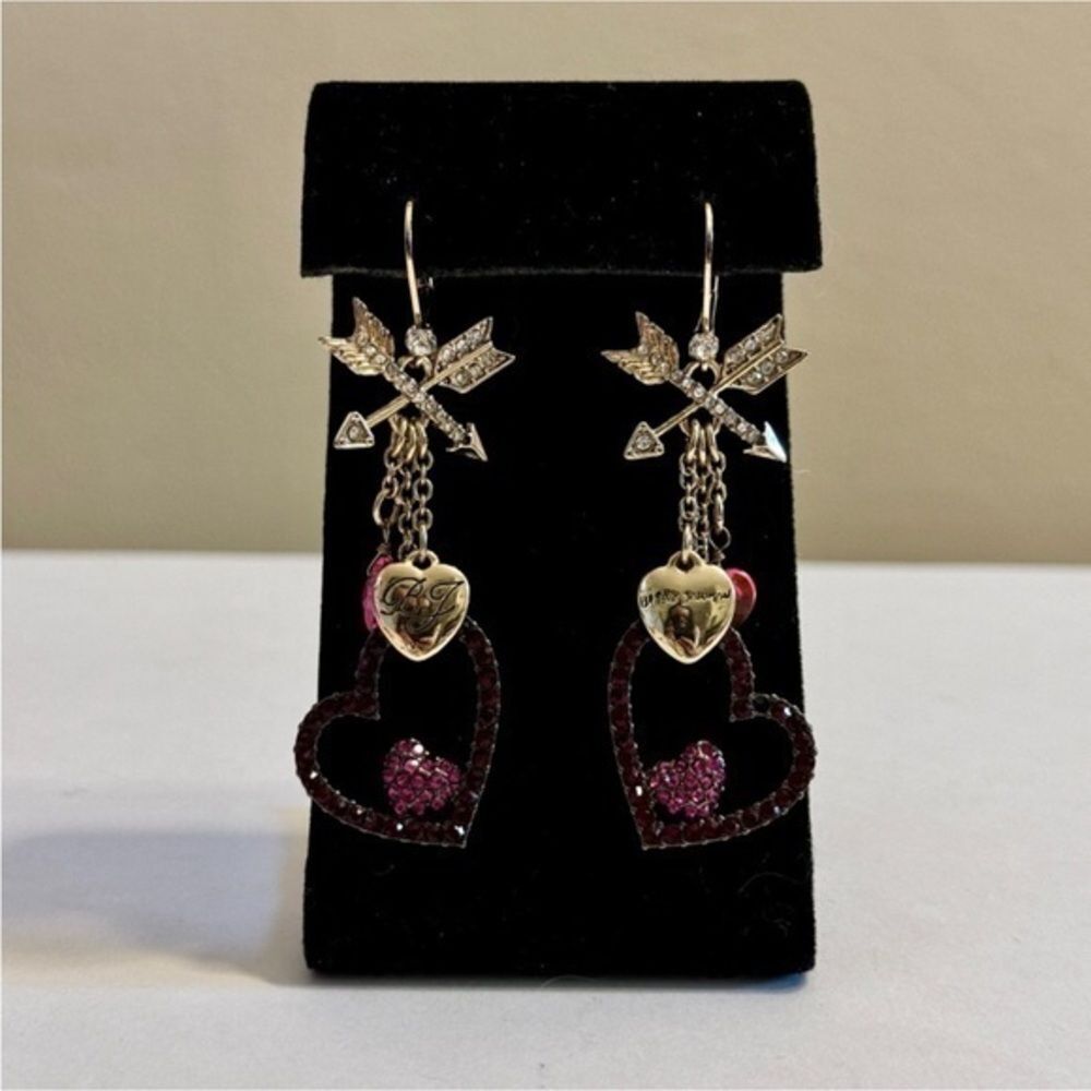Y2K Gold and Pink Heart Shaped Engraved Arrow Dangle Rhinestone Earrings
